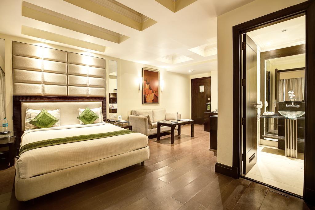 Western Court Chandīgarh Dış mekan fotoğraf