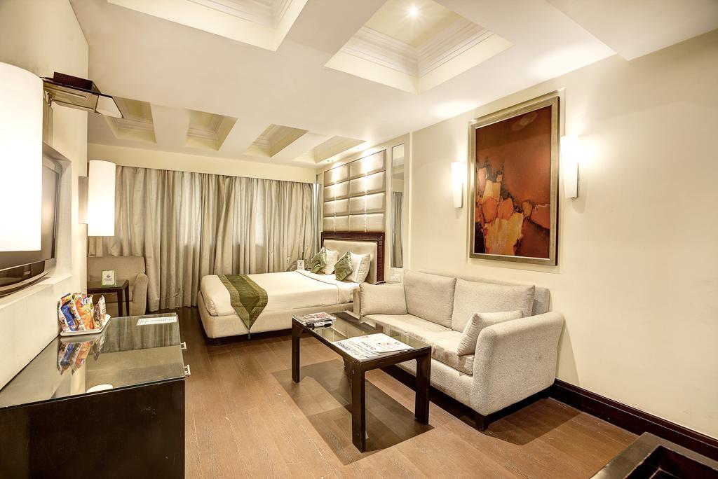 Western Court Chandīgarh Dış mekan fotoğraf
