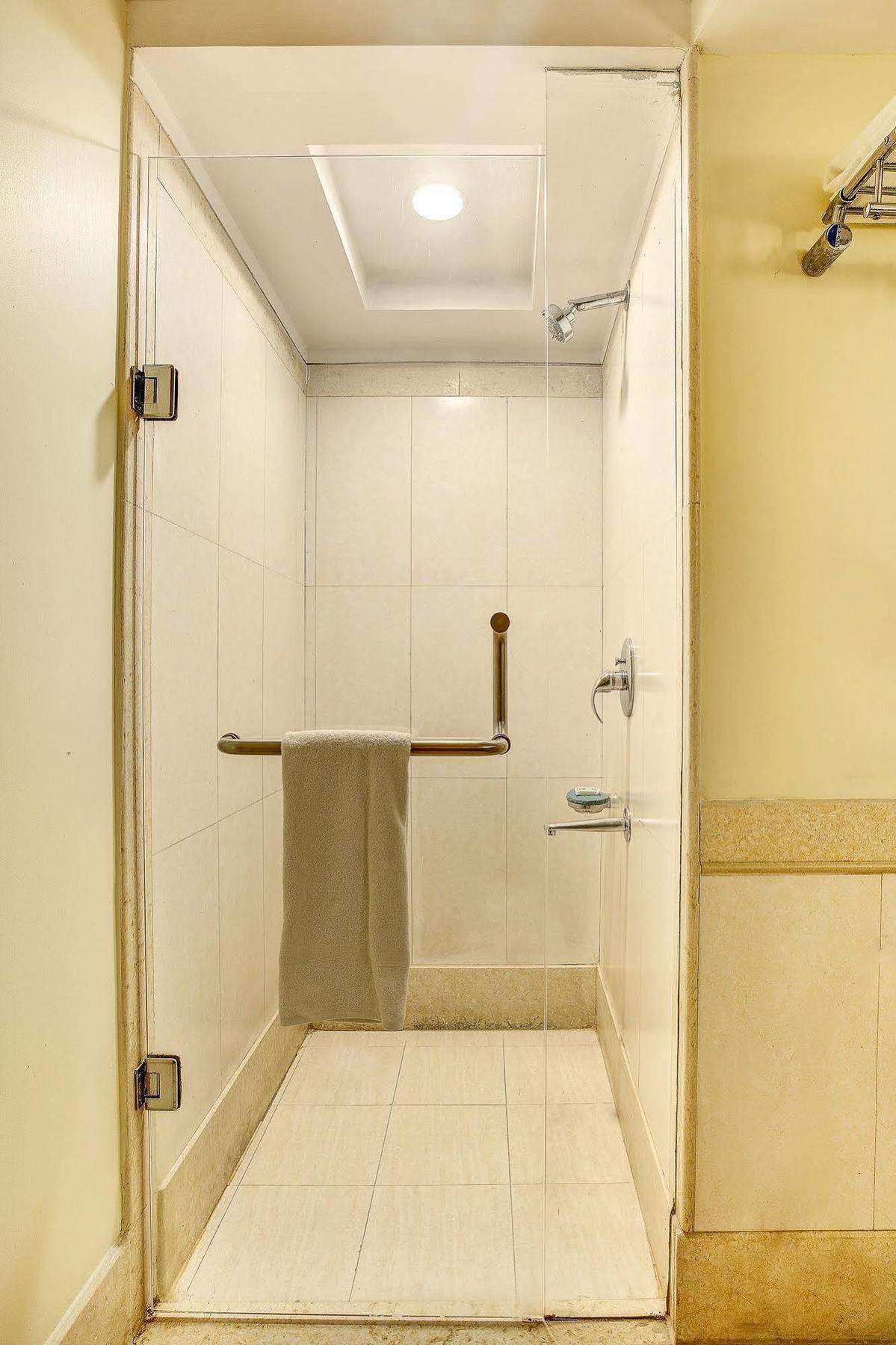 Western Court Chandīgarh Dış mekan fotoğraf