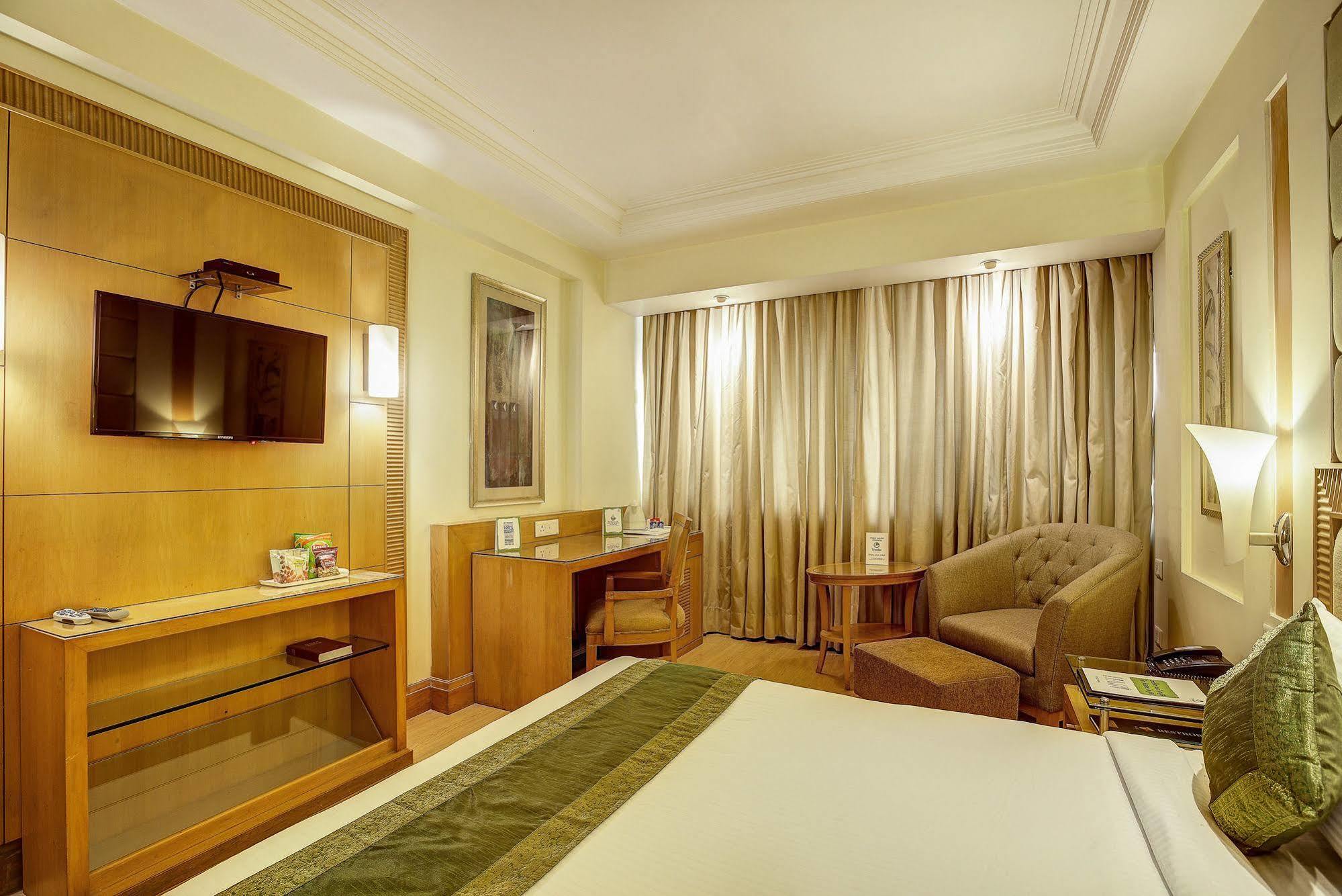Western Court Chandīgarh Dış mekan fotoğraf